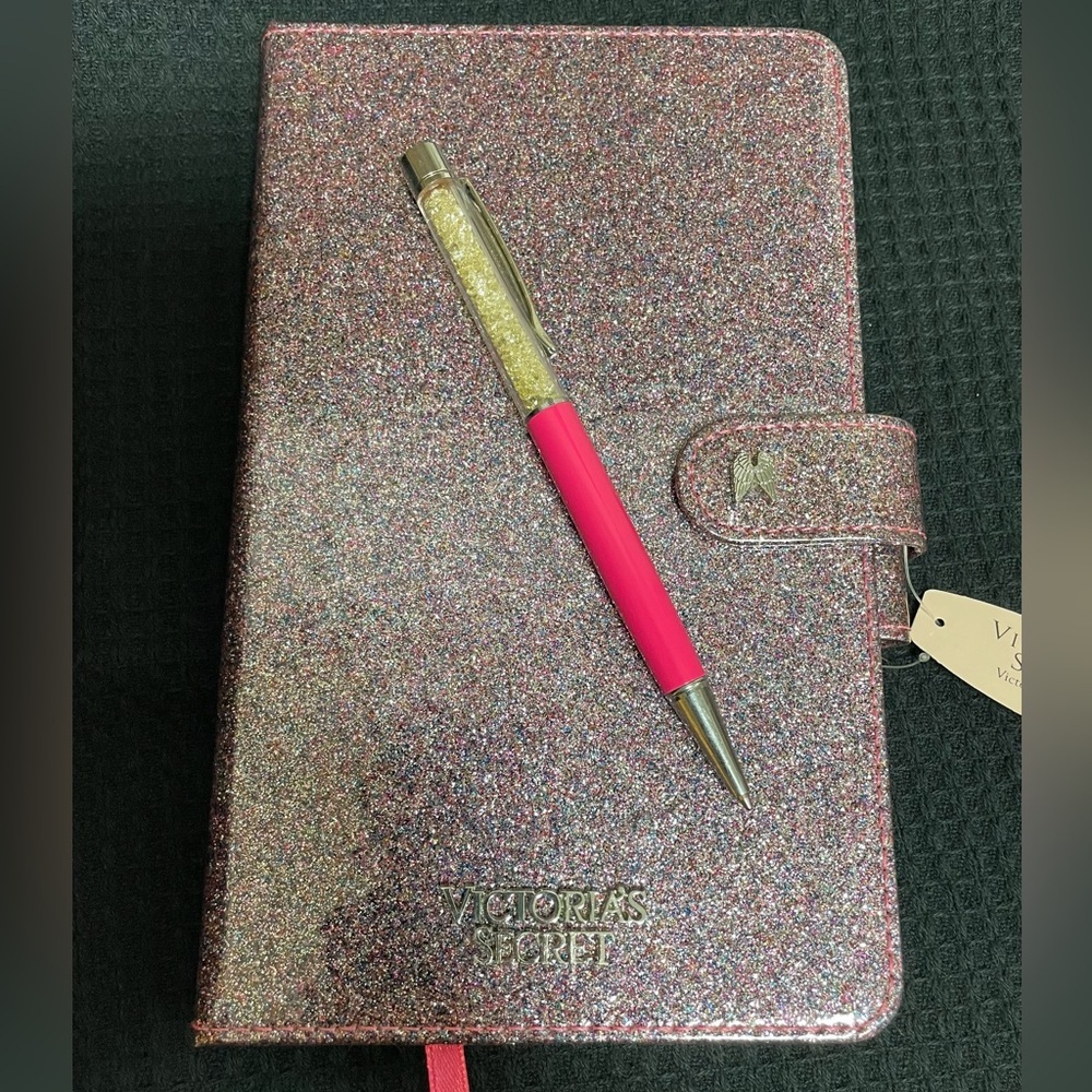 Victoria's Secret Glitter limited edition Journal with pen